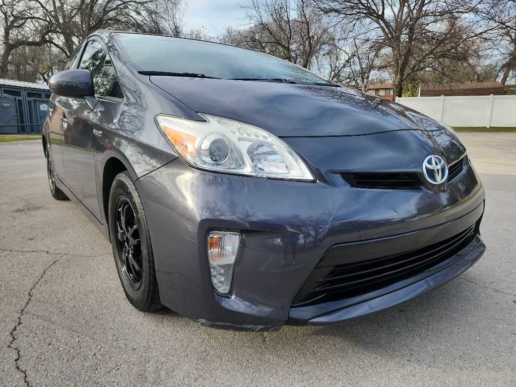 2014 Toyota Prius Three