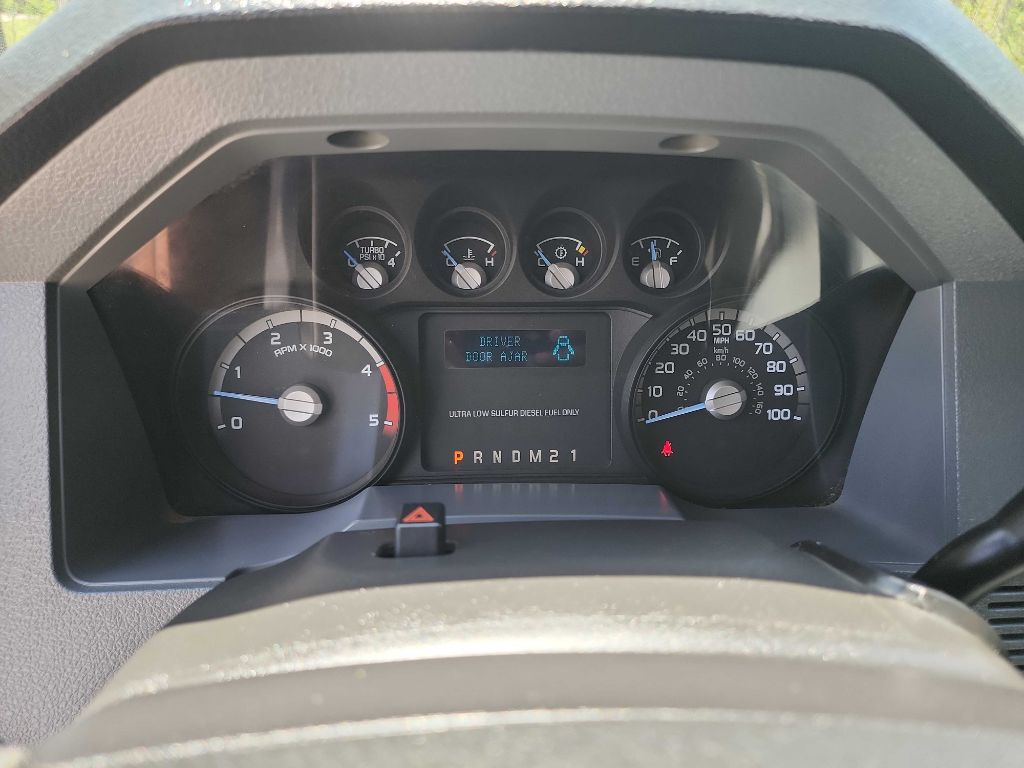 2016 Ford F-350 Super Duty XLT - Photo 18
