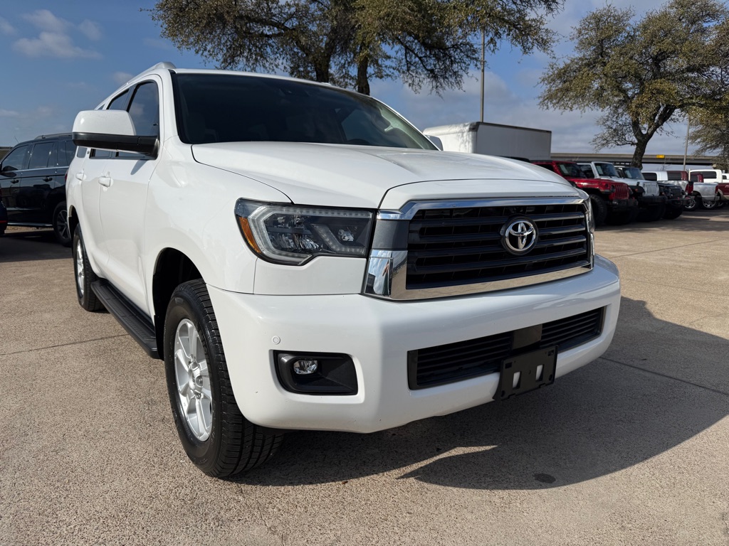 2019 Toyota Sequoia 5.7 Auto SR5's photo