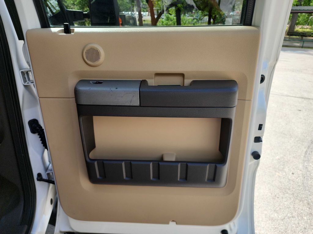 2016 Ford F-350 Super Duty Lariat - Photo 38