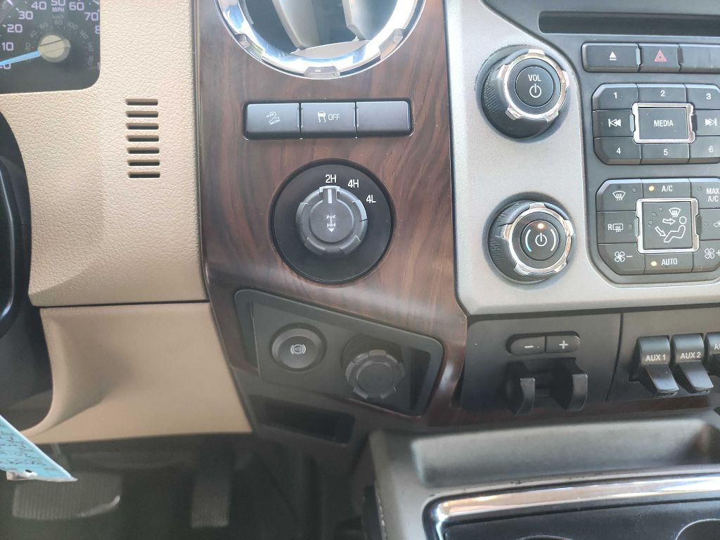 2016 Ford F-350 Super Duty Lariat - Photo 32