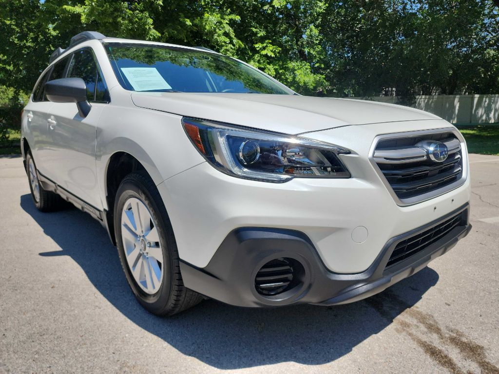 2019 Subaru Outback 2.5i's photo