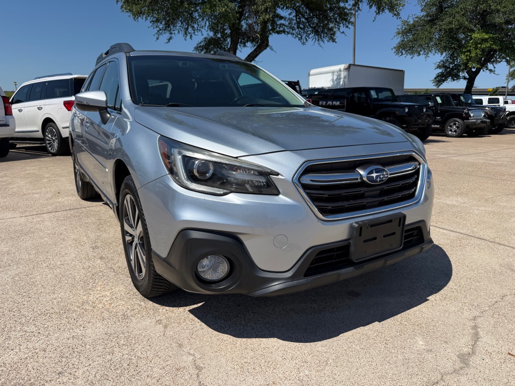 2018 Subaru Outback 2.5i Limited's photo