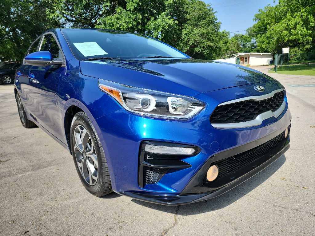 2021 Kia Forte LXS AT's photo