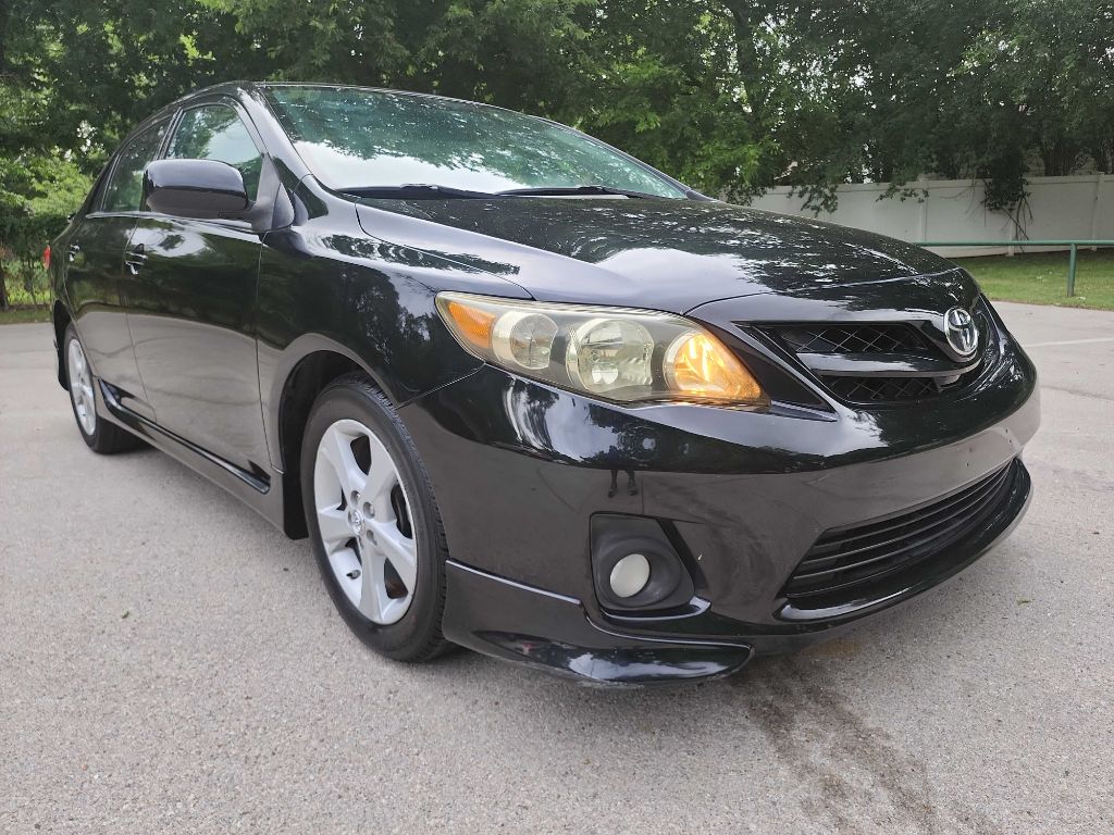 2012 Toyota Corolla's photo