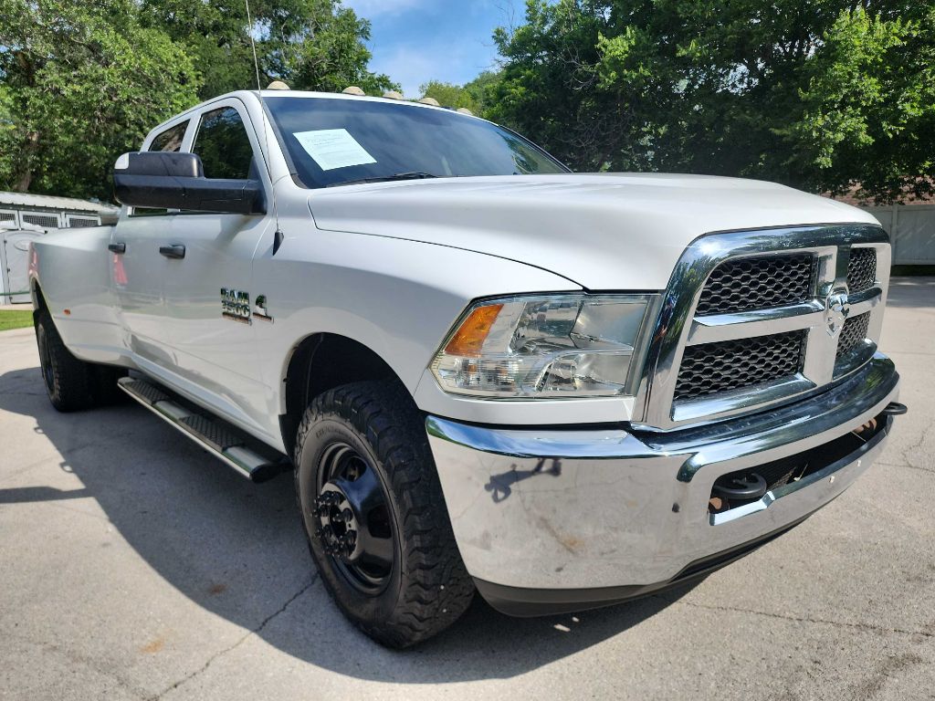2016 RAM 3500 Tradesman Crew Cab LWB's photo