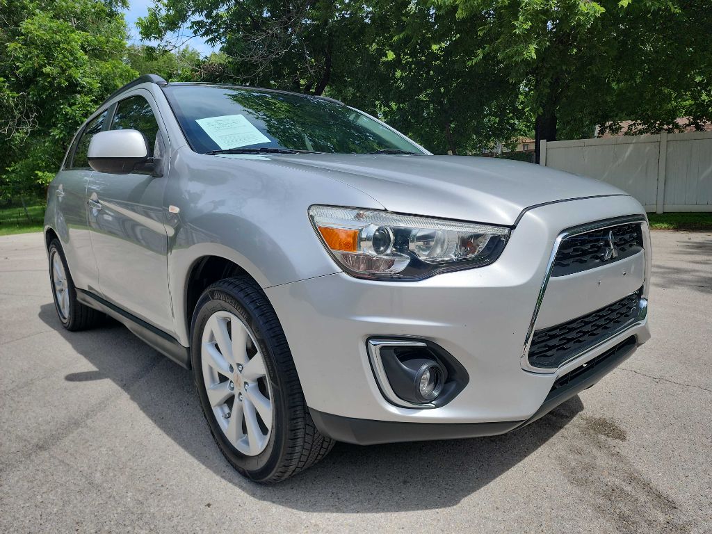 2013 Mitsubishi Outlander Sport SE AUTO's photo