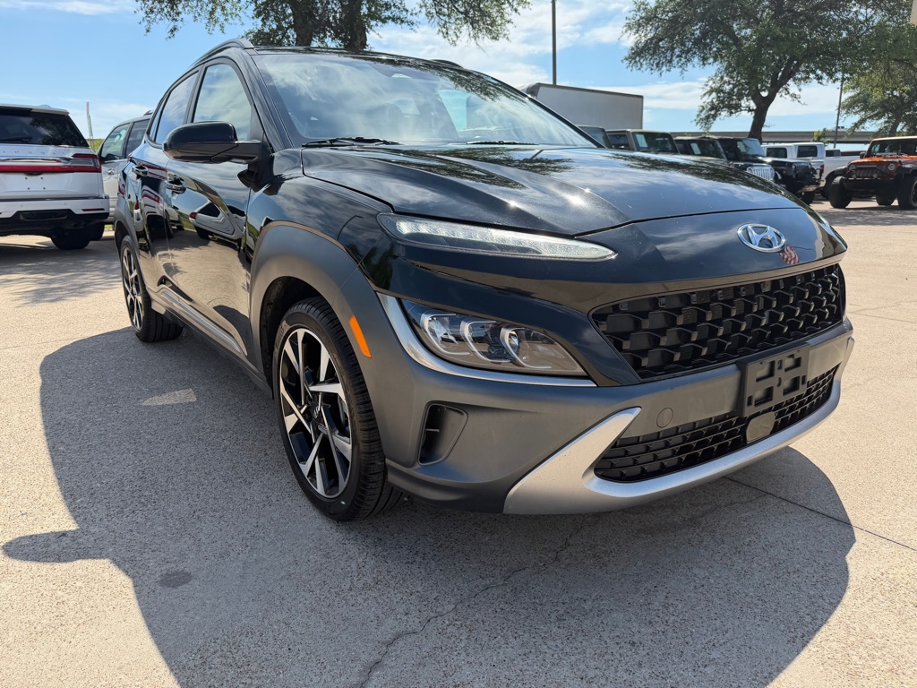 2022 Hyundai Kona Limited DCT's photo