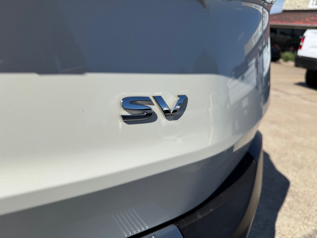 2023 Nissan Rogue SV - Photo 11