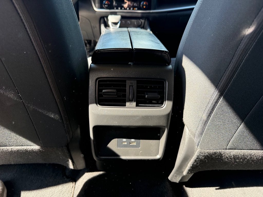 2023 Nissan Rogue SV - Photo 19