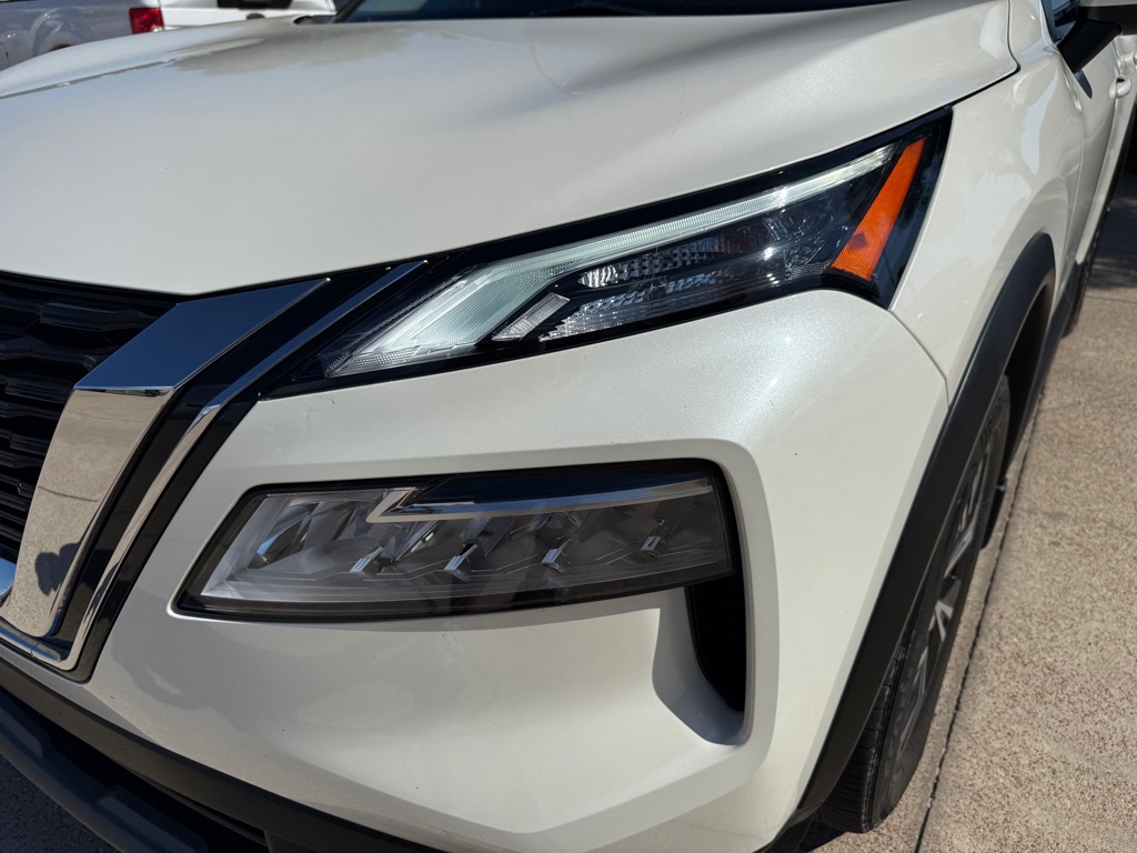 2023 Nissan Rogue SV - Photo 9