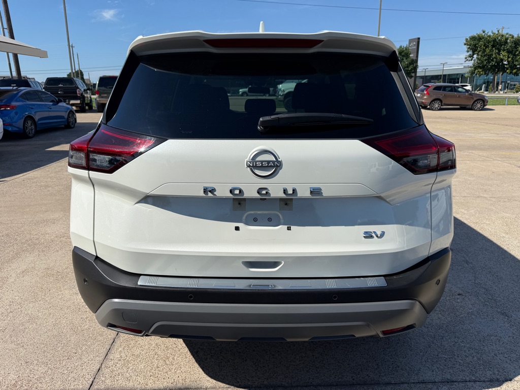 2023 Nissan Rogue SV - Photo 6
