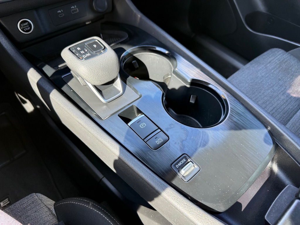 2023 Nissan Rogue SV - Photo 29