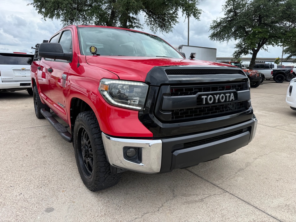 2015 Toyota Tundra 5.7 Auto 4WD FFV SR5 Crew Max's photo