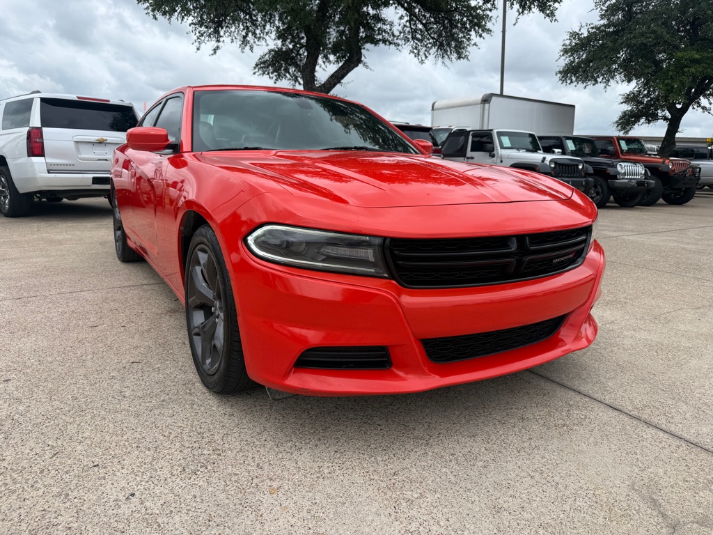 2019 Dodge Charger SXT's photo