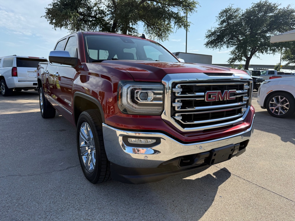 2018 GMC Sierra 4WD Crew Cab Short Box SLT's photo