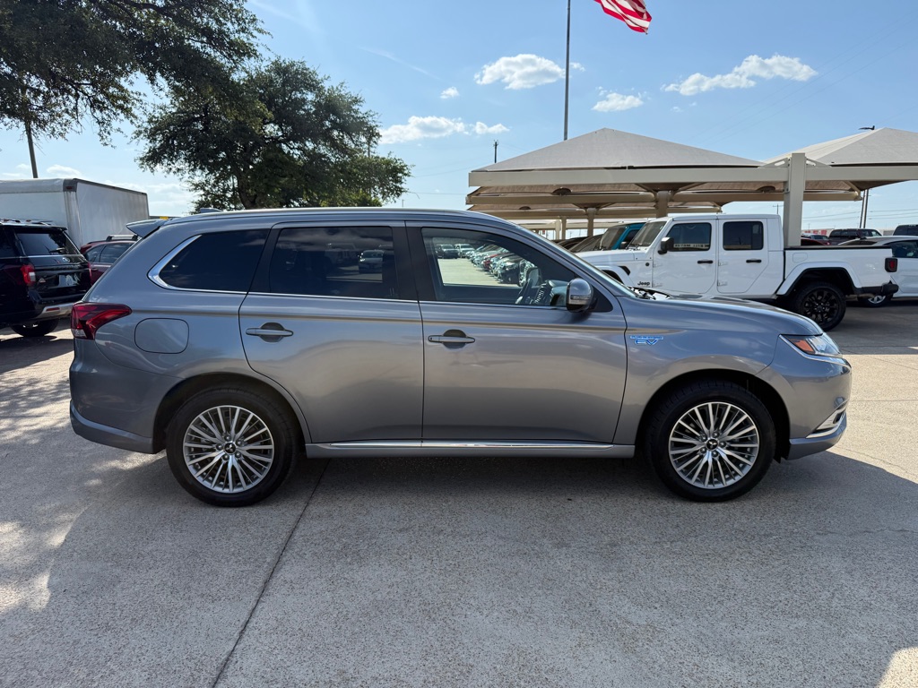 2020 Mitsubishi Outlander GT - Photo 8