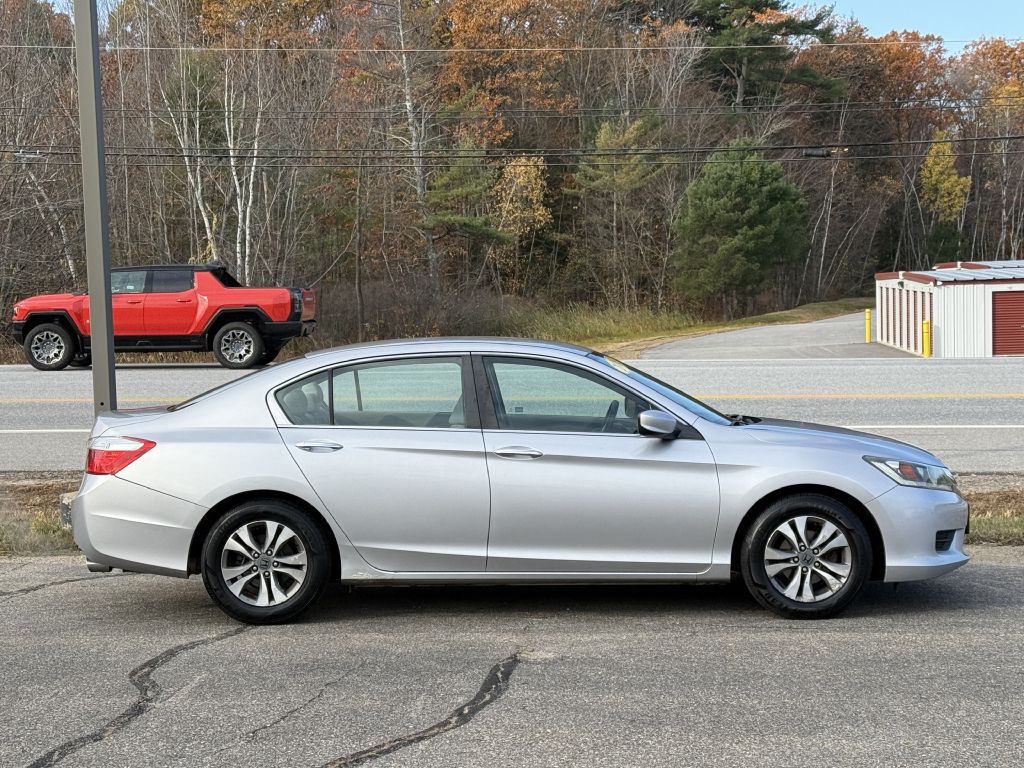 2013 Honda Accord LX photo 3