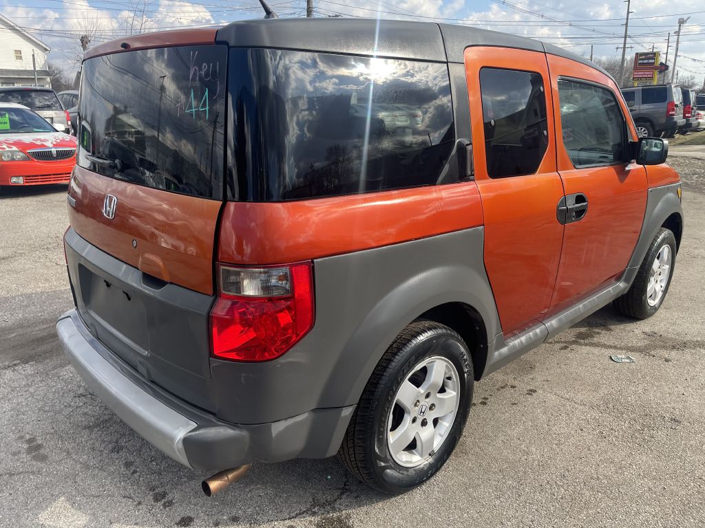 Photo 7 of this HONDA ELEMENT