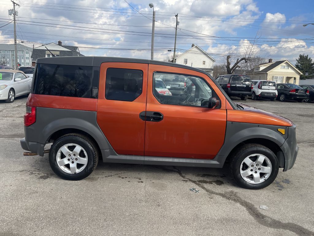 Photo 8 of this HONDA ELEMENT