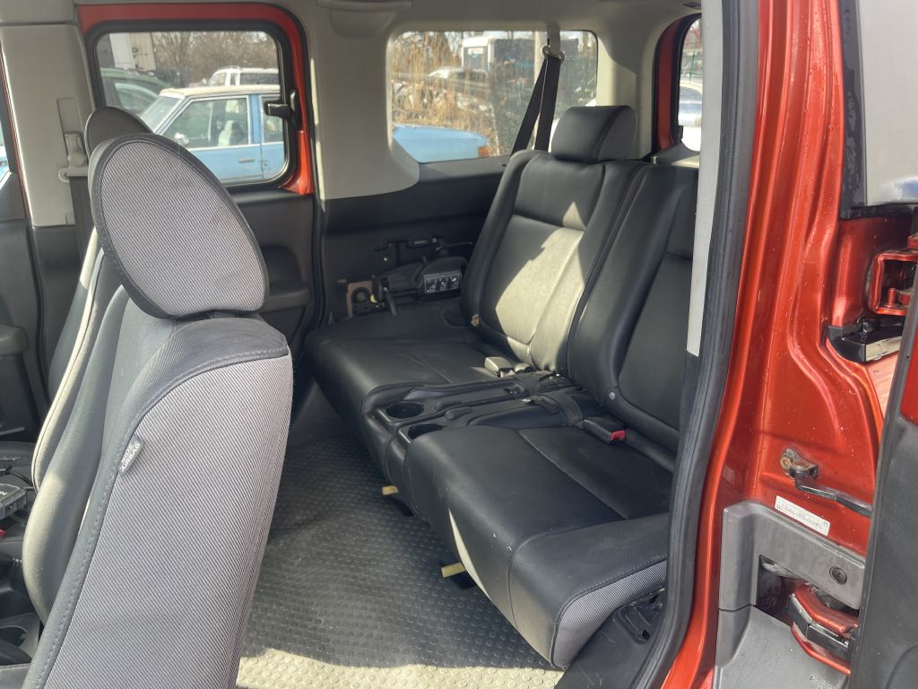 Photo 9 of this HONDA ELEMENT
