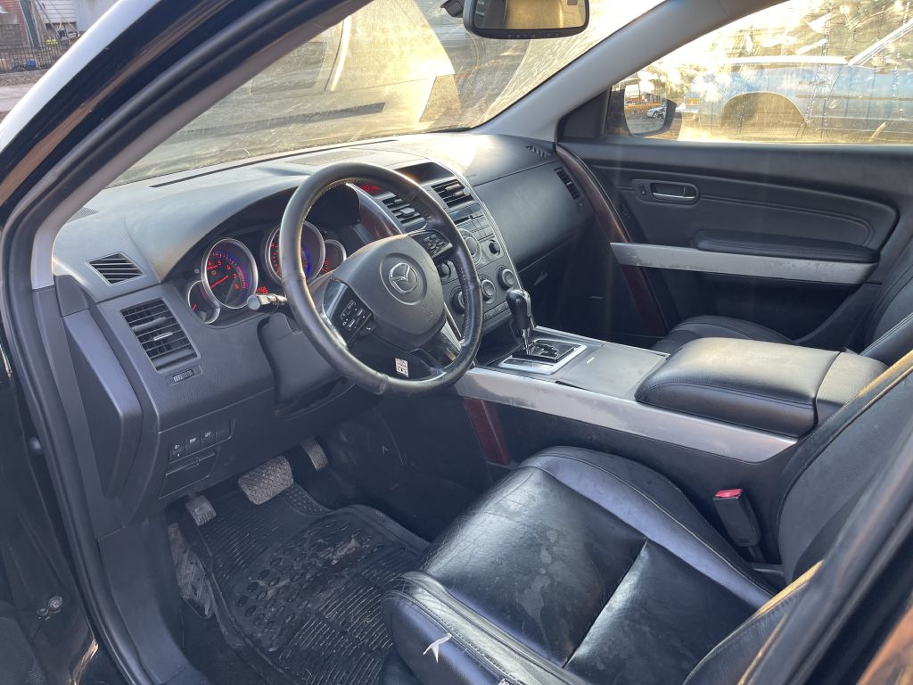 Photo 11 of this MAZDA CX-9