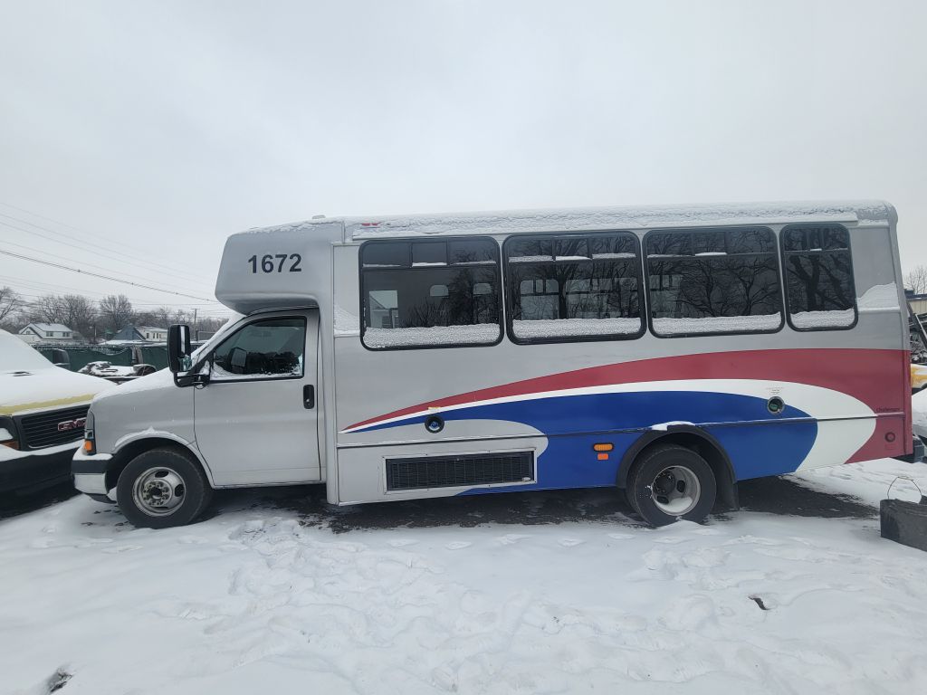 2016 CHEVROLET EXPRESS G4500