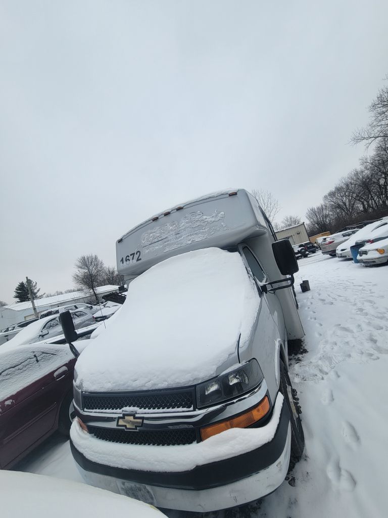 Photo 2 of this CHEVROLET EXPRESS G4500