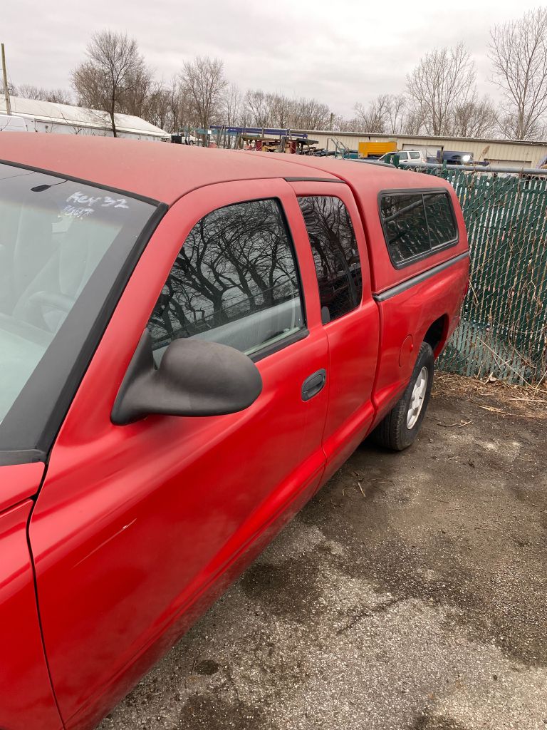 Photo 4 of this DODGE DAKOTA