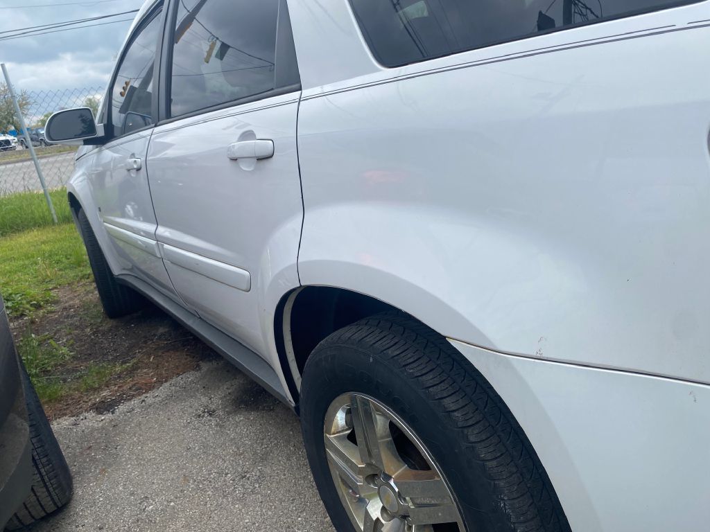 Photo 3 of this CHEVROLET EQUINOX