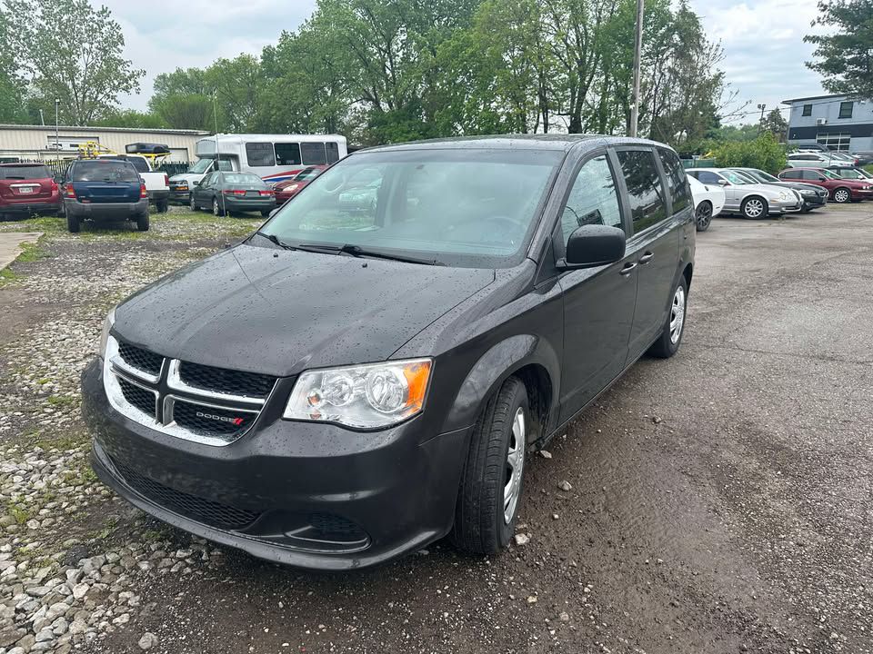 Photo 6 of this DODGE GRAND CARAVAN