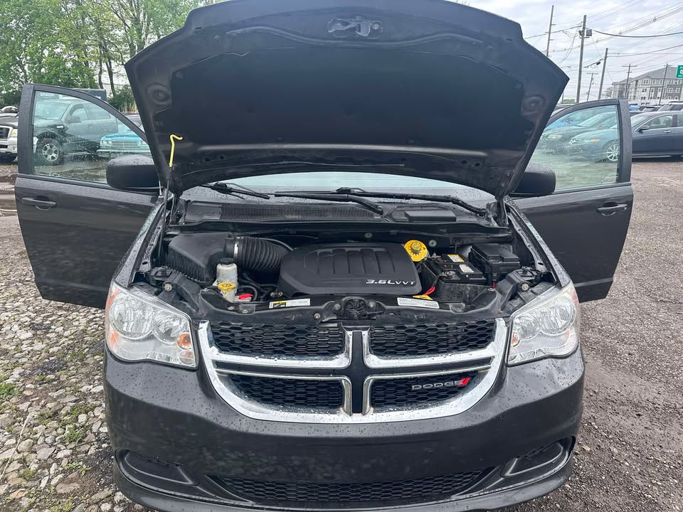 Photo 11 of this DODGE GRAND CARAVAN