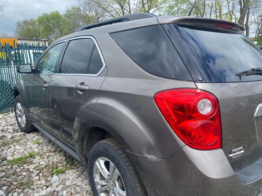 Photo 6 of this CHEVROLET EQUINOX
