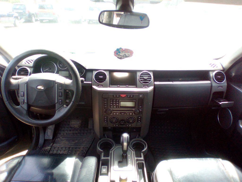 Photo 11 of this LAND ROVER LR3