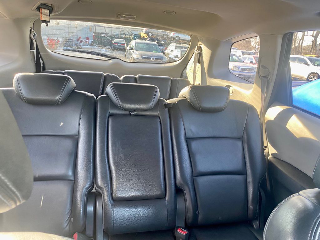 Photo 6 of this SUBARU TRIBECA