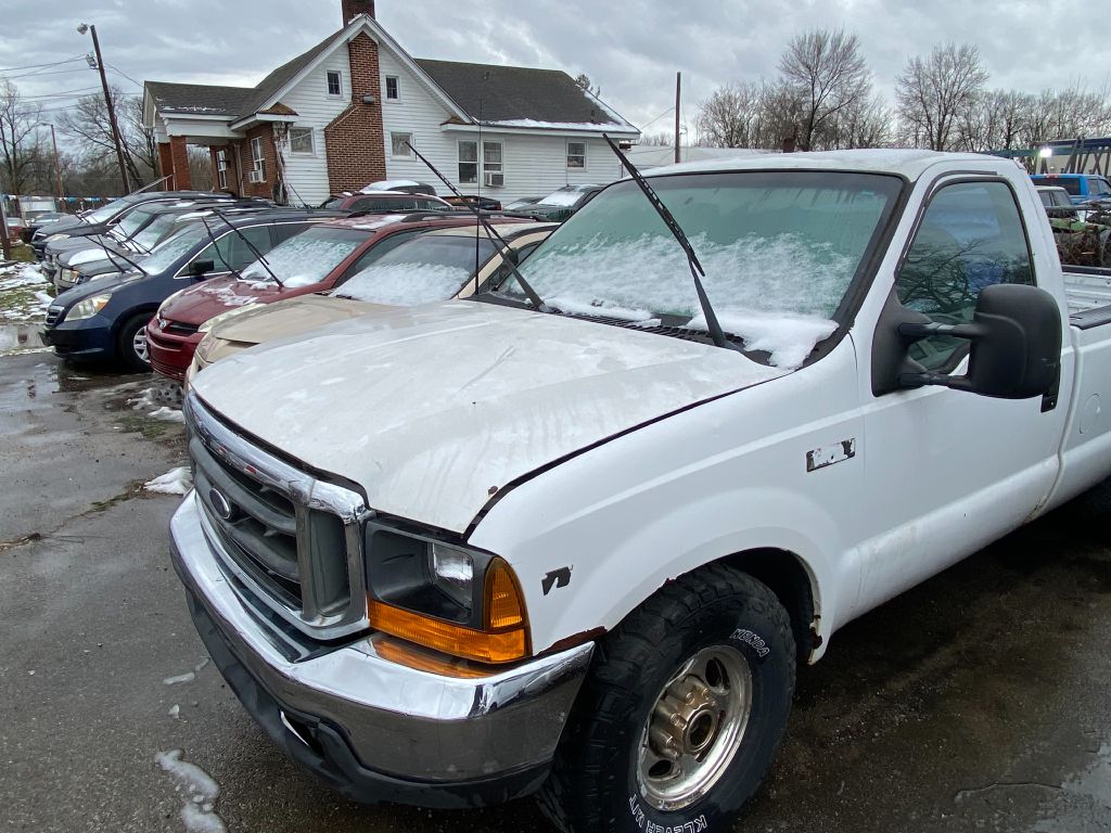 Photo 3 of this FORD F250