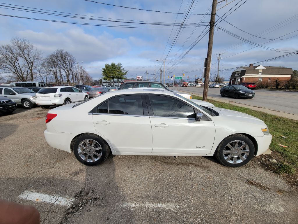 Photo 3 of this LINCOLN MKZ
