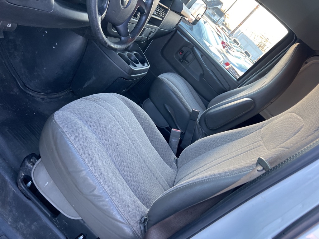 CHEVROLET EXPRESS G2500 2015 CHEVROLET EXPRESS G2500 1GCWGFCFXF1233945