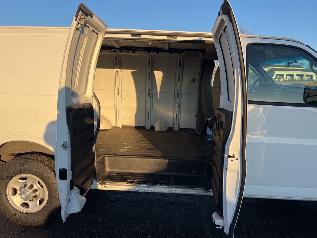 CHEVROLET EXPRESS G2500 2015 CHEVROLET EXPRESS G2500 1GCWGFCFXF1233945