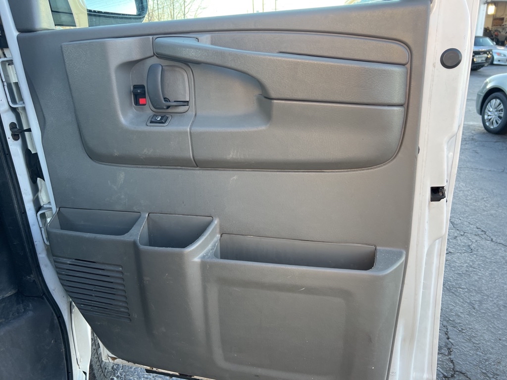 CHEVROLET EXPRESS G2500 2015 CHEVROLET EXPRESS G2500 1GCWGFCFXF1233945