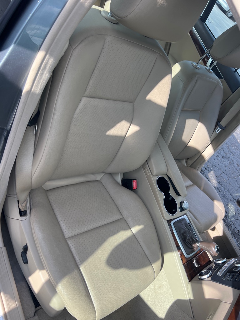 MERCEDES-BENZ C-CLASS 2012 MERCEDES-BENZ C-CLASS WDDGF8BB4CR236635