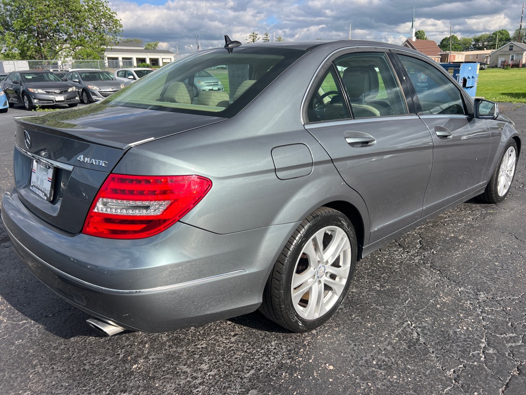 MERCEDES-BENZ C-CLASS 2012 MERCEDES-BENZ C-CLASS WDDGF8BB4CR236635