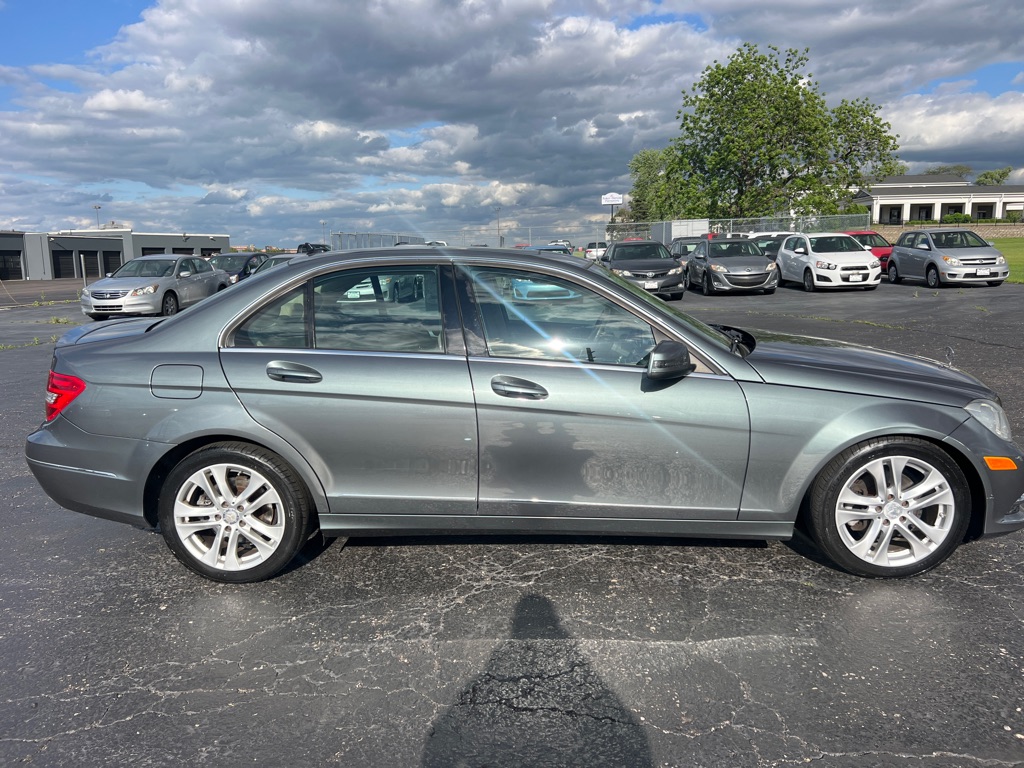 MERCEDES-BENZ C-CLASS 2012 MERCEDES-BENZ C-CLASS WDDGF8BB4CR236635