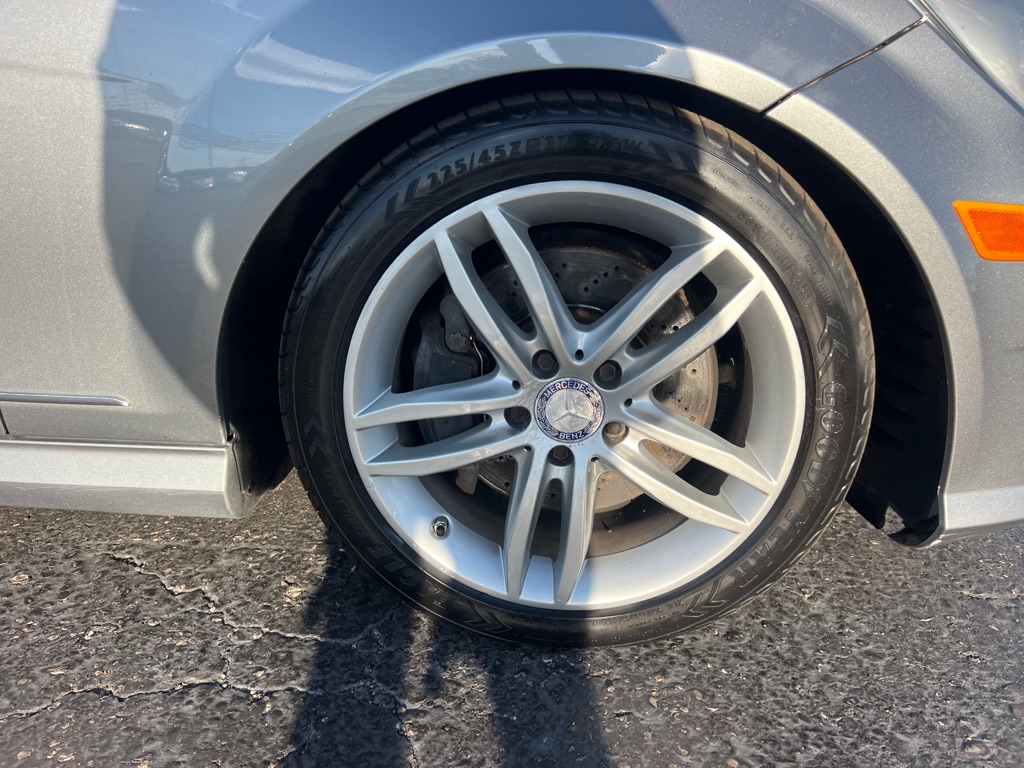 MERCEDES-BENZ C-CLASS 2013 MERCEDES-BENZ C-CLASS WDDGF8AB9DR282903