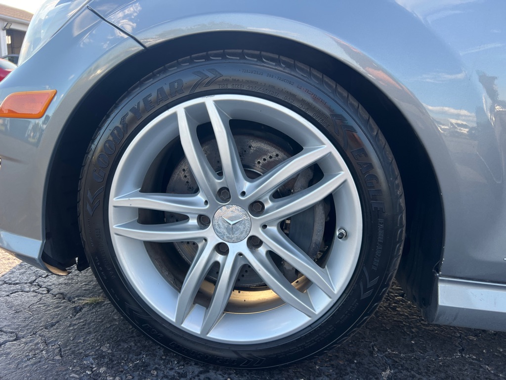 MERCEDES-BENZ C-CLASS 2013 MERCEDES-BENZ C-CLASS WDDGF8AB9DR282903