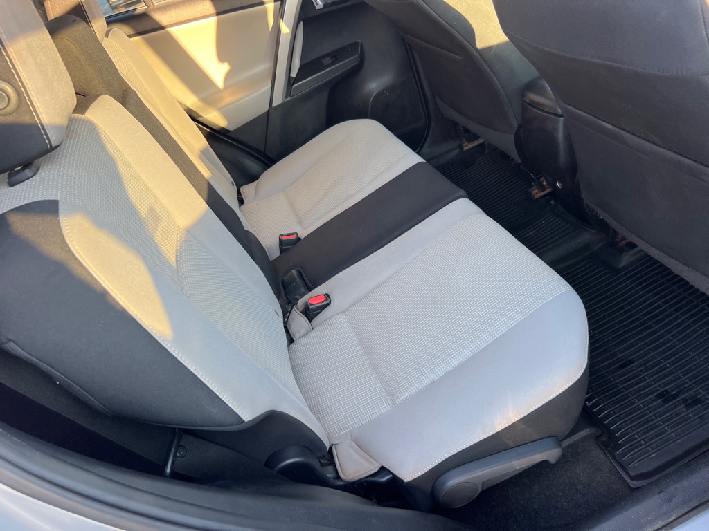 TOYOTA RAV4 2018 TOYOTA RAV4 2T3RFREV5JW700995