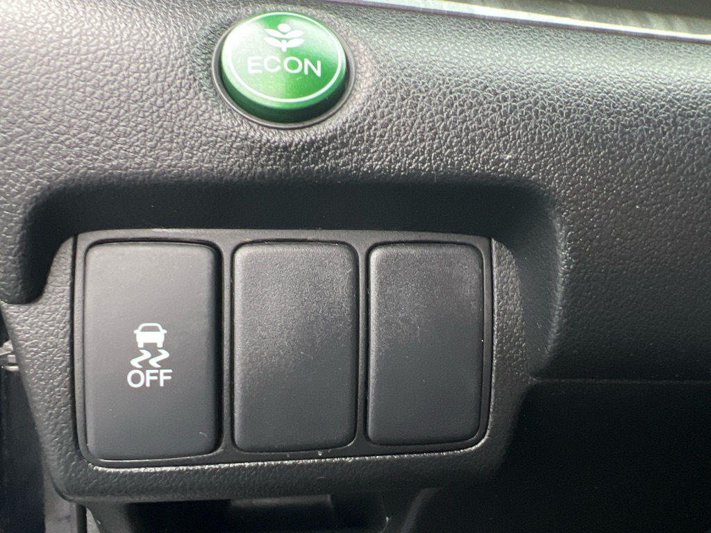 Photo 27 of this HONDA CR-V
