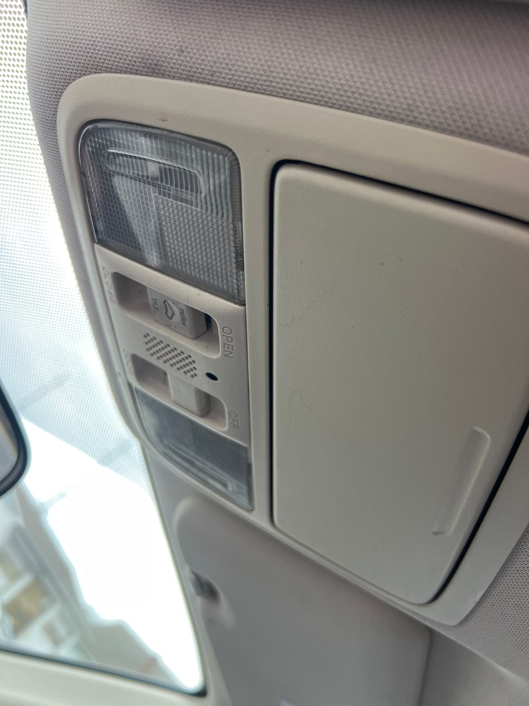Photo 36 of this HONDA CR-V
