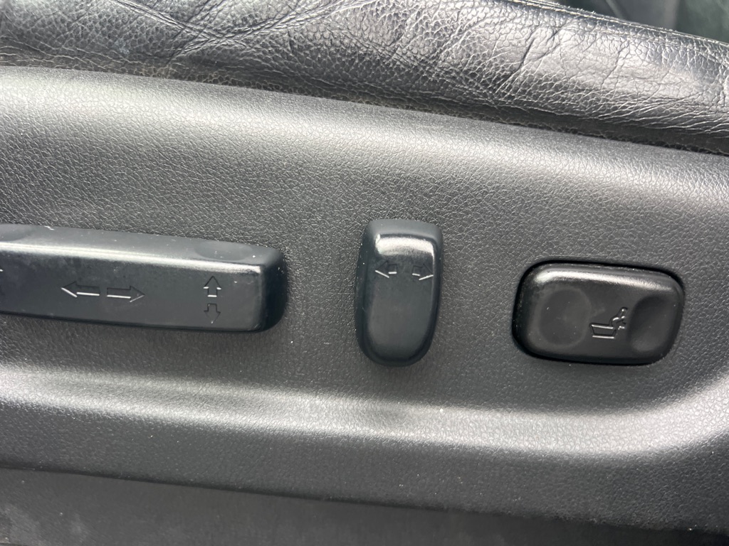 Photo 25 of this HONDA CR-V