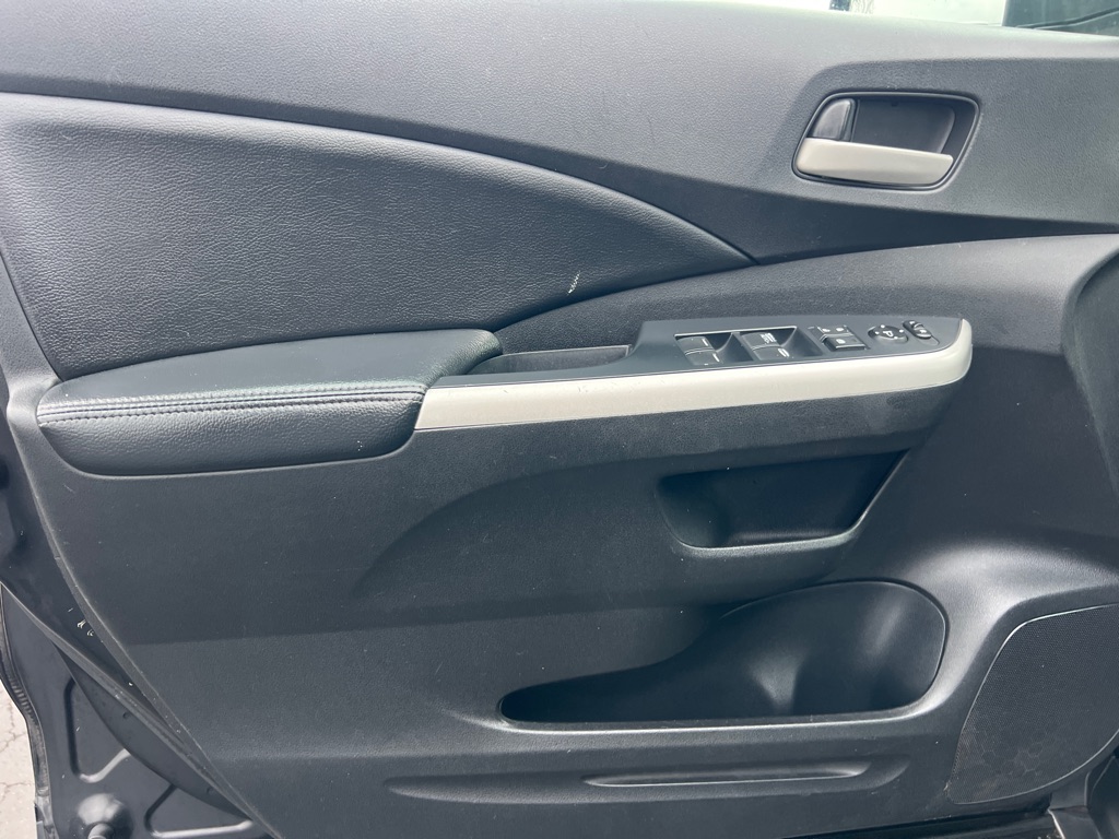Photo 10 of this HONDA CR-V
